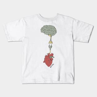 Brain and heart connection Kids T-Shirt